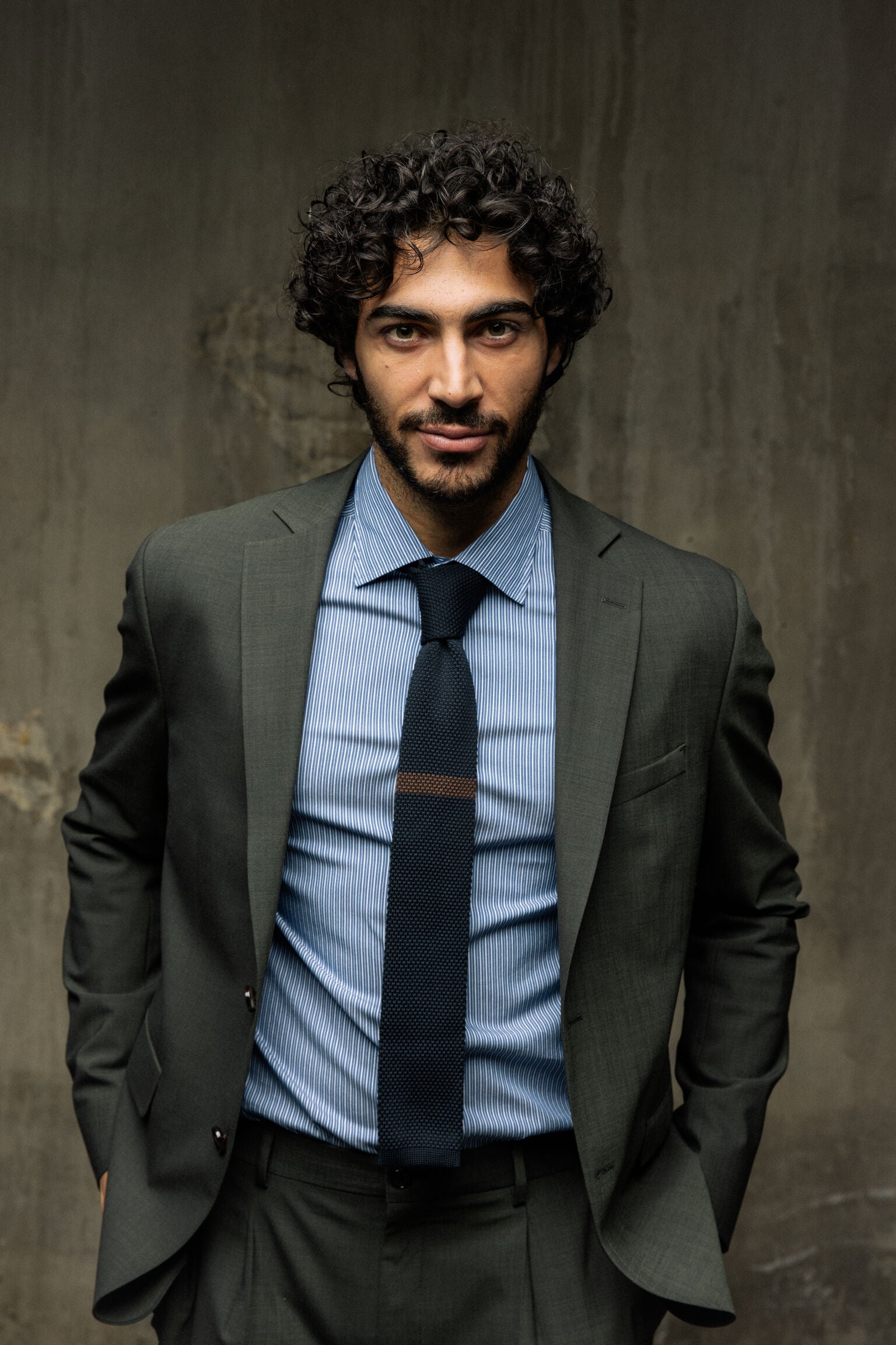 Modelshot / Dark Green / Detail